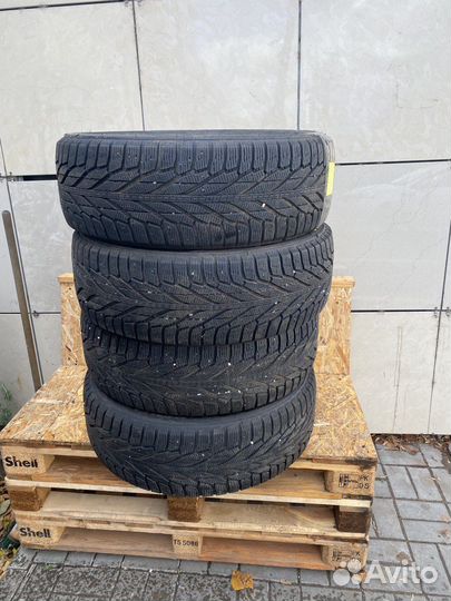 Nokian Tyres Hakkapeliitta R2 SUV 235/55 R19