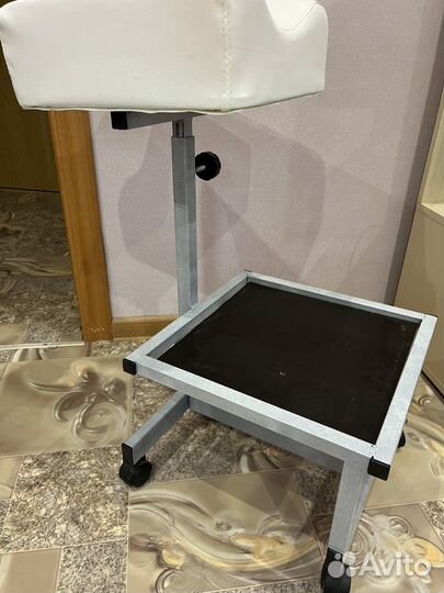 Педикюрная подставка для ног бу