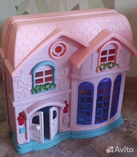 Кукольный домик