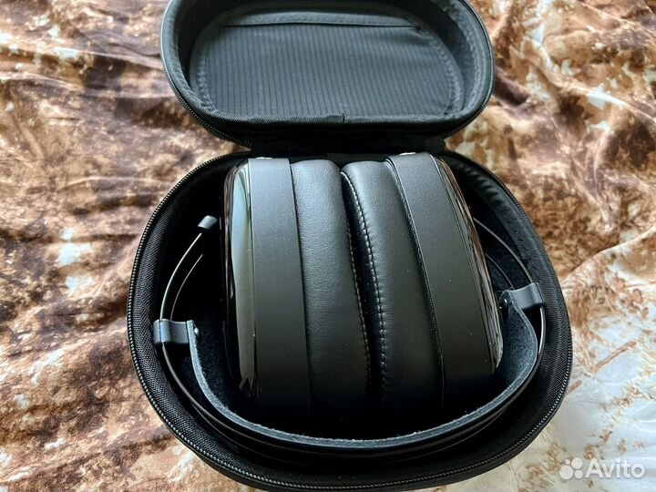 Dan Clark Aeon 2 Noire