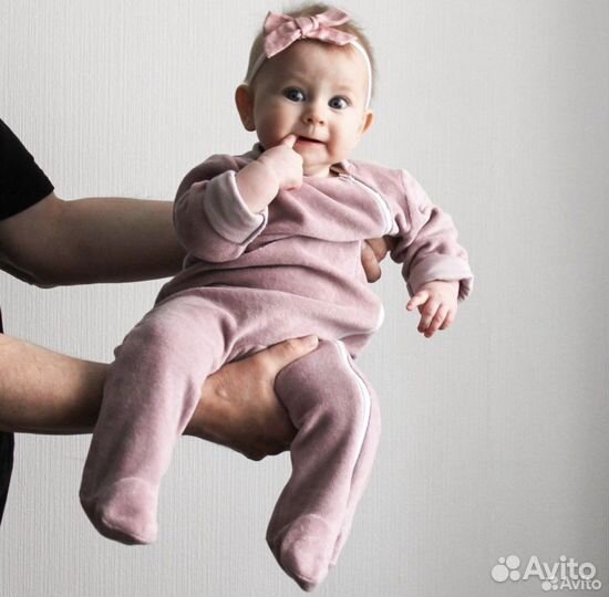 Комплект на выписку для девочки