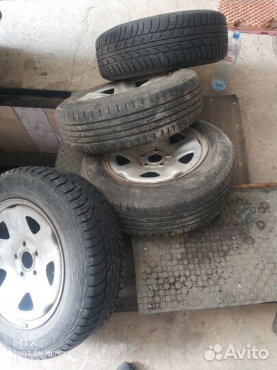 Колеса в сборе r 15 для Волги