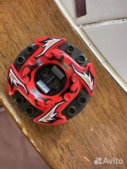 Бейблэйд/ волчки