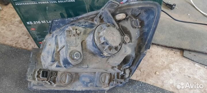 Фара kia sportage 921011f0