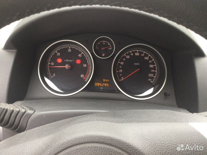 Opel Astra 1.3 МТ, 2012, 95 295 км