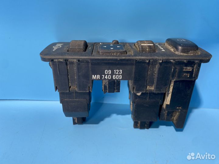 Блок кнопок для Mitsubishi Carisma,Space Star