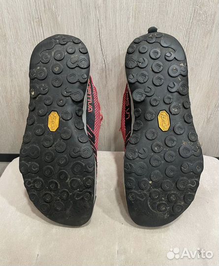 Треккинговые кроссовки La Sportiva TX2