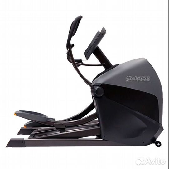 Эллиптический тренажер Octane XT3700 с консолью
