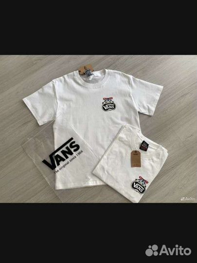 Футболка мужская новая