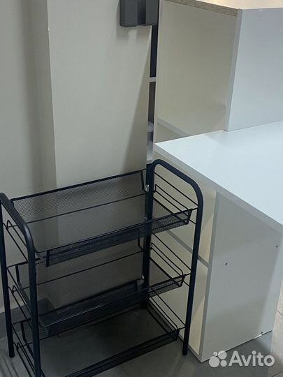 Место для мастера ногтевого сервиса в студию