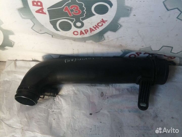 Патрубок интеркулера выпуска Skoda octavia a5, 1.8