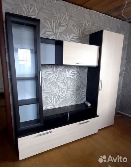 Стенка в гостиную бу