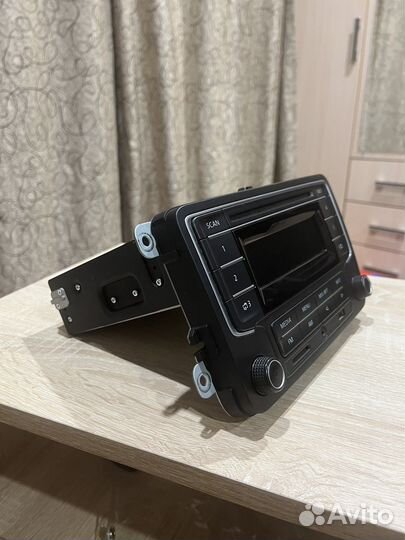 Штатная магнитола volkswagen polo 2014