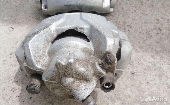 Каптюр Дастер Суппорт Передний Левый Правый Рено