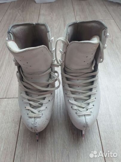 Фигурные коньки Edea Overture