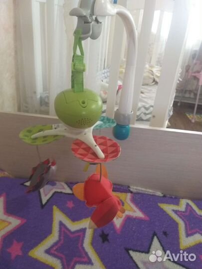 Мобайл на детскую краватку