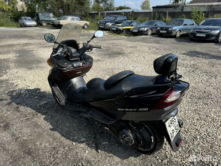 Suzuki skywave 400