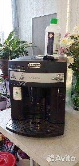 Кофемашина DeLonghi Magnifica esam 3000.B
