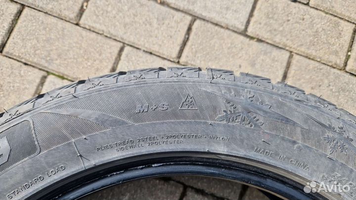 DoubleStar DW09 215/55 R18 95H