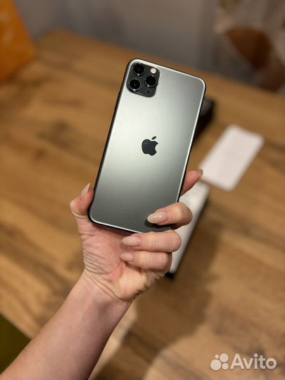 iPhone 11 Pro Max, 64 ГБ