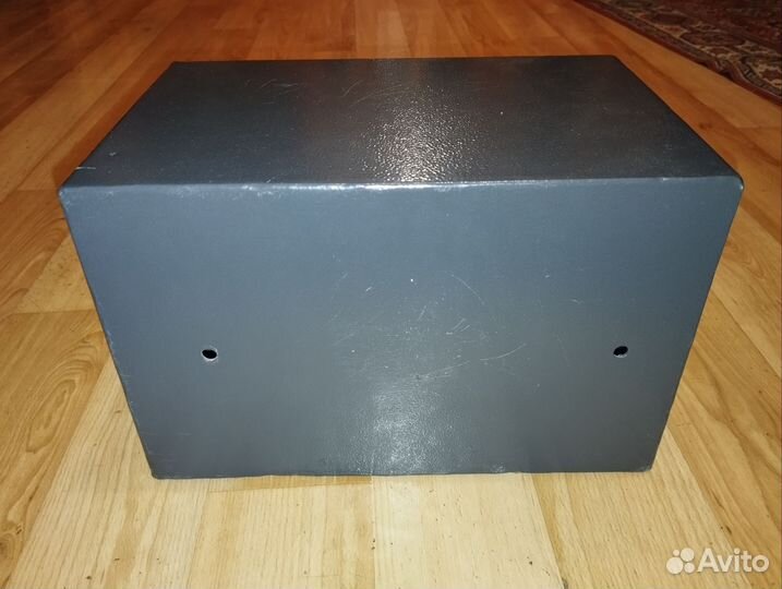 Сейф мебельный, пистолетный Adeo Services. Франция