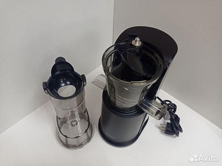 Соковыжималка Kitfort кт-1118