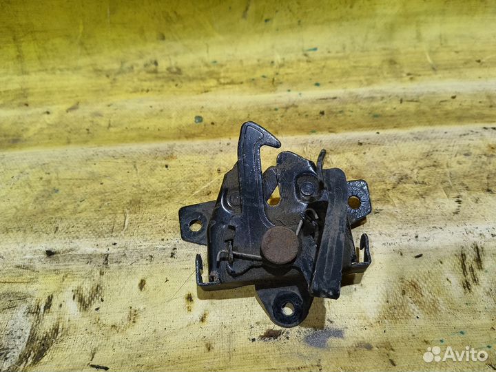 Замок капота Hyundai Getz 2002-2010