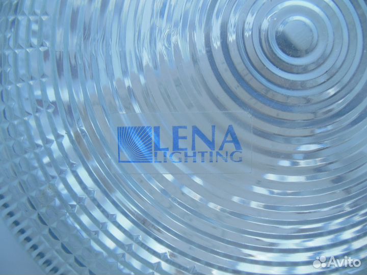 Лампа настенно-потолочная