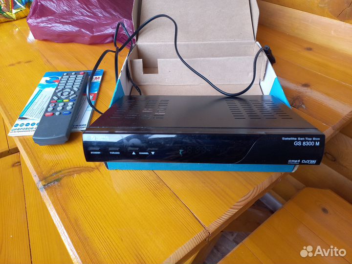 Спутниковый ресивер триколор