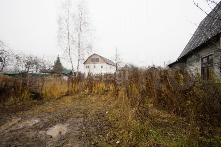 Дача 20 м² на участке 4 сот.