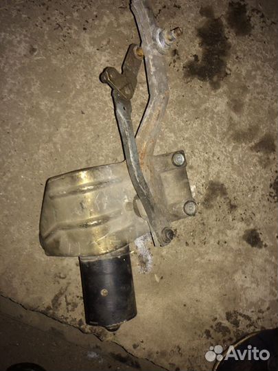 Трапеция дворников с моторчиком Renault 19