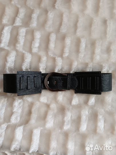 Ремни женские-разные цвета