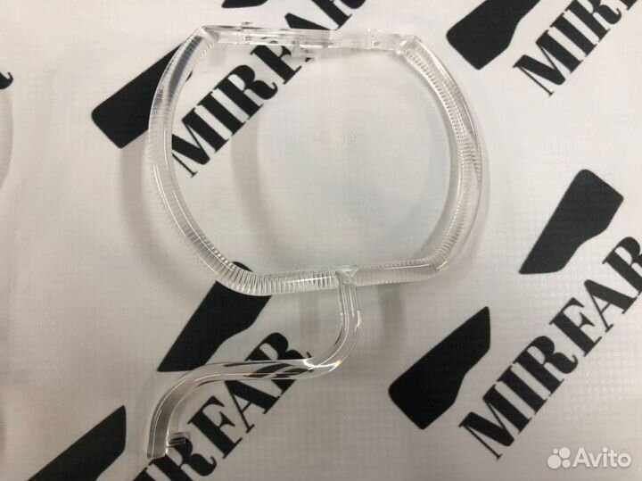 Правое внутреннее кольцо фары BMW 5 G30 2017-2020