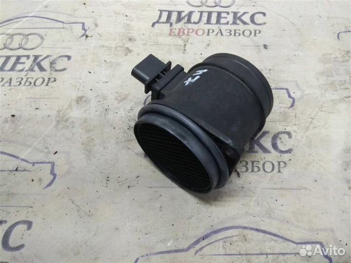 Расходомер воздуха (массметр) VW Touareg 2002-2010