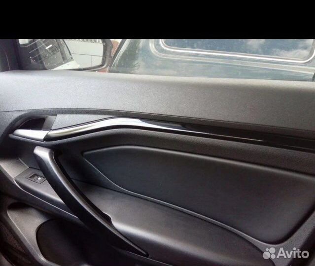 Молдинги салона LADA vesta черный лак