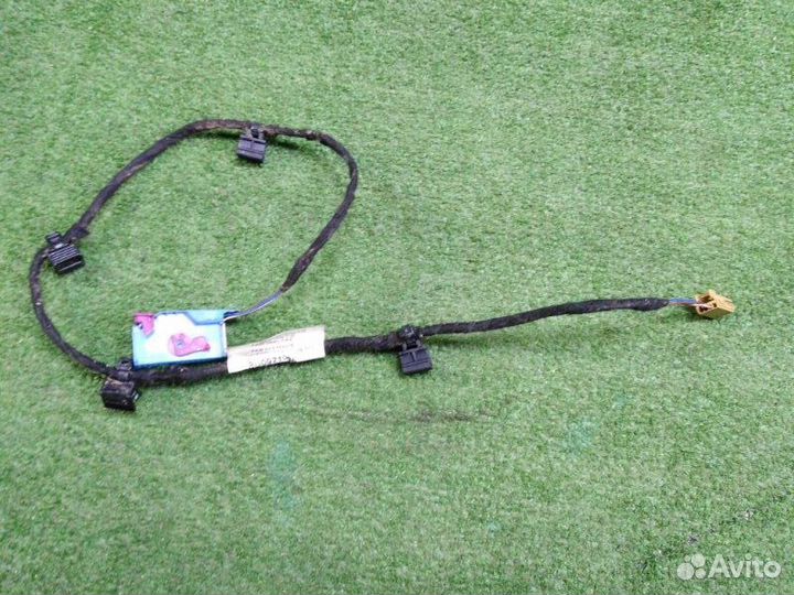 Проводка двери Audi Q3 8UB cczc 2013