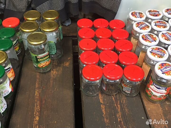 Банки стеклянные винтовые с крышками