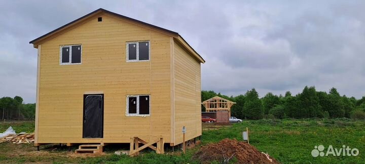 Мансардные дачный домик