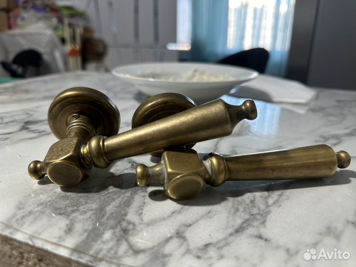 Дверные ручки Italy