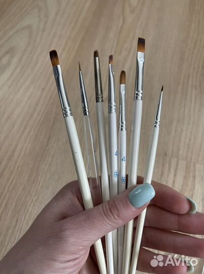 Кисти для маникюра CNI. Комплект