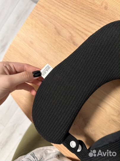 Подушка с эффектом памяти для путешествий