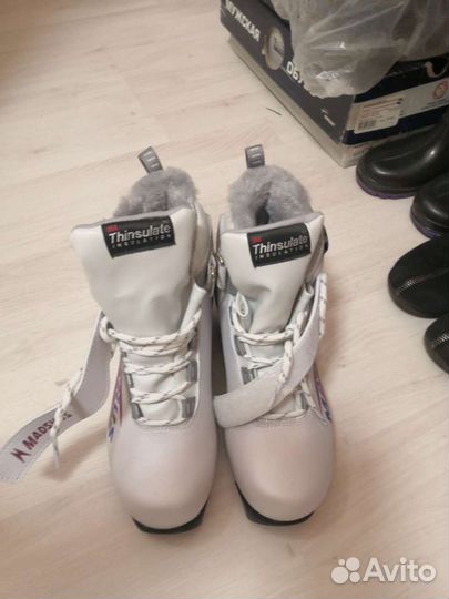Ботинки лыжные женские 36 размер