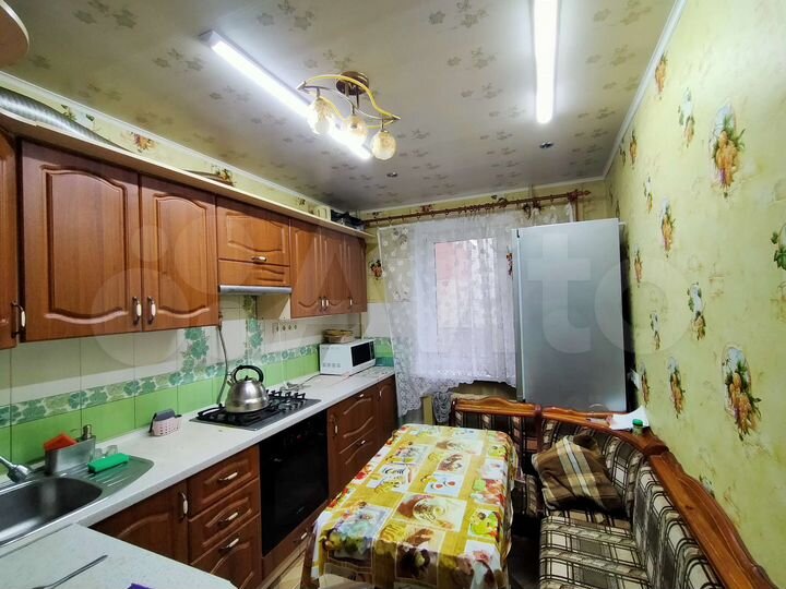 2-к. квартира, 50 м², 3/10 эт.