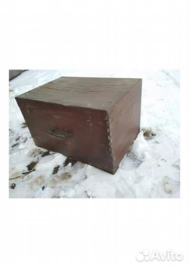 Сундук деревянный старинный