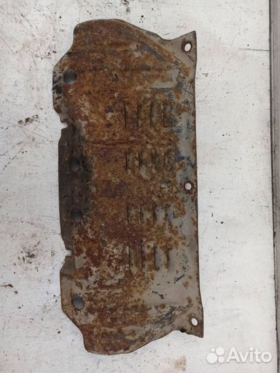 Защита двигателя UH7438810