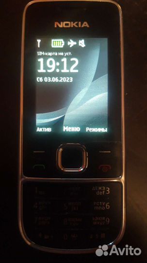 Телефон Nokia 2700 Classic