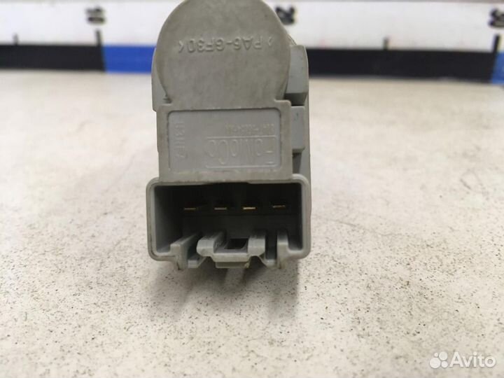 Датчик включения стопсигнала Focus III 2011