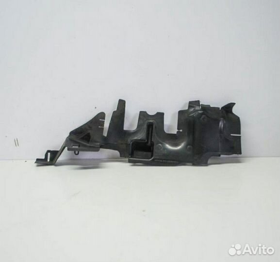 Воздуховод радиоторов passat cc 3C8121283A