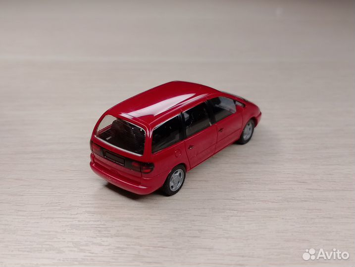 A27.1) Volkswagen Sharan I (7M) 1995-2009 красный