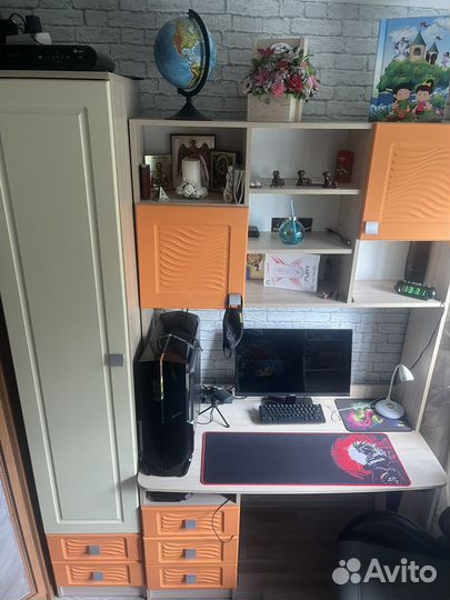 Детский мебельный гарнитур